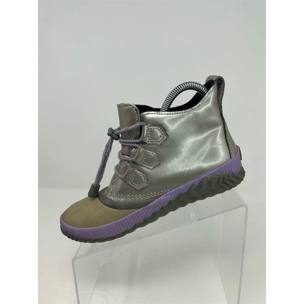 SOREL Out N About Plus Duck Boots Girls Silver Gray Purple Trim Waterproof 4